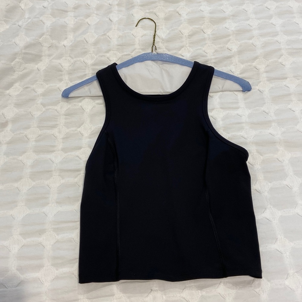 lululemon black tank